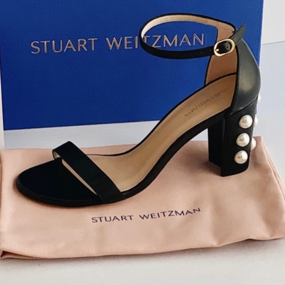 Stuart Weitzman Nearly Nude Pearls strappy heel with pearl accents size 10
